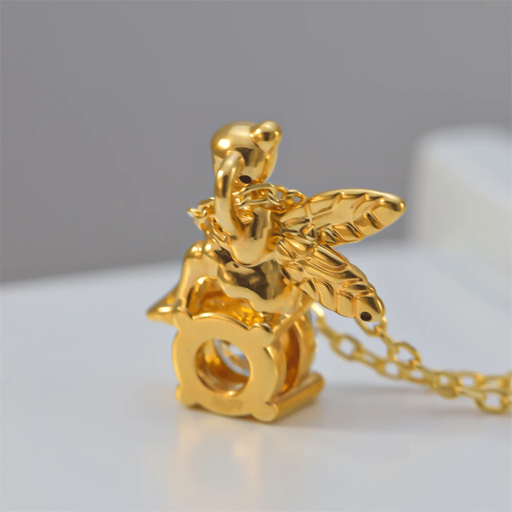 Collier Sylphide Doré 🦋 Plaqué or 18 carats - Diamant Moissanite 2 Carats💎Loriele™