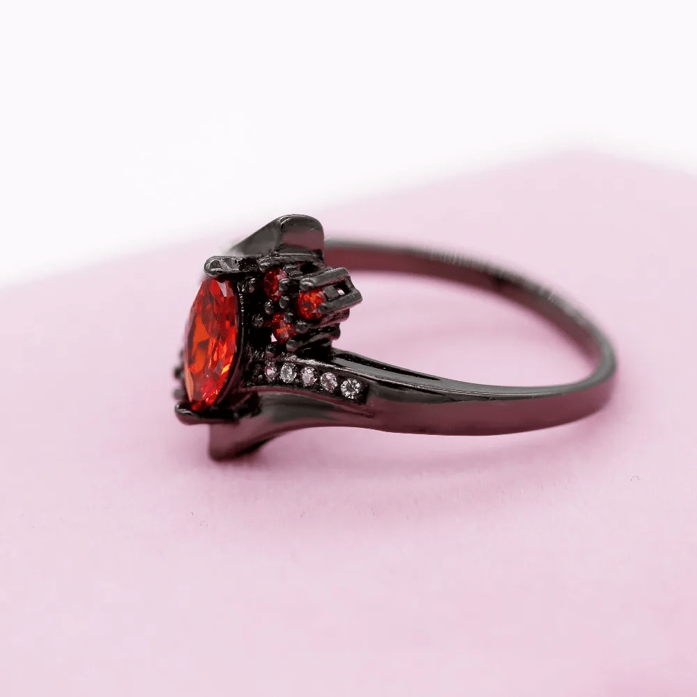 Bague Dame Noire Marquise en Rhodium Noir - Moissanite Rouge 1 Carat 💎