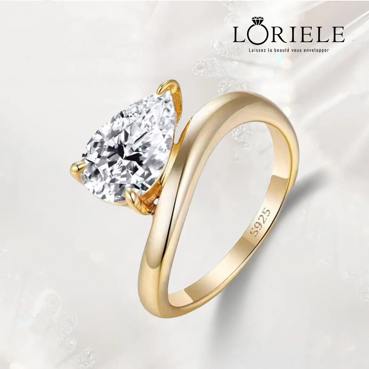 Bague Valse Dorée Arabesque Plaqué Or jaune 18cts- Diamant Moissanite 2 Carats 💎