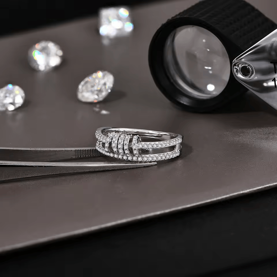Bague Cycle Anti-stress - Pavage Moissanite 💎