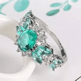 Bague Cocktail Pétale Turquoise - Vert D'Éclat💎
