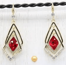 Boucles d'oreilles saphir en losange💃 la tendance du moment✨