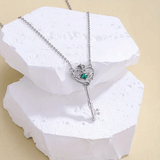 Collier Clé Secret d’Avaline en Argent Sterling 925 - Émeraude 1 Carat ❇️