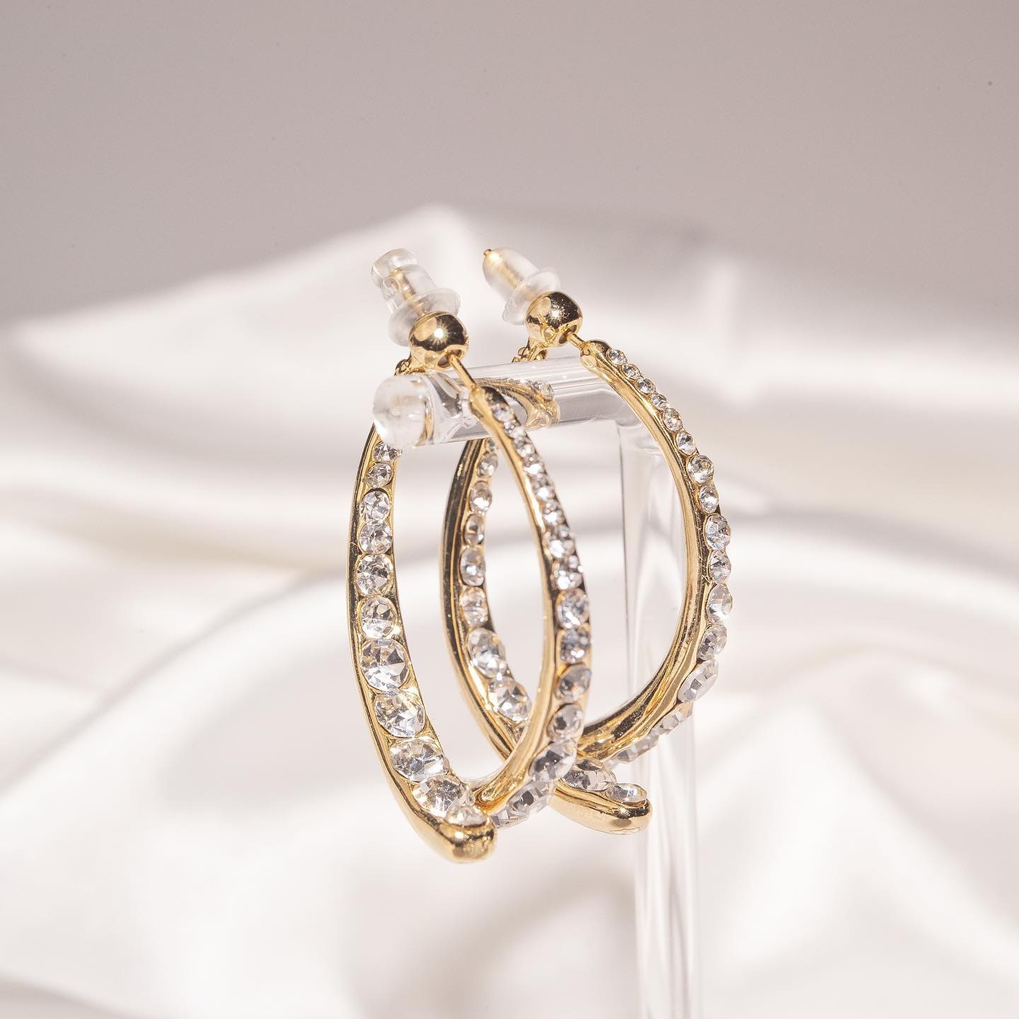 Boucles d'oreilles Incurvées à Strass Plaqué Or - Diamant Moissanite 1 Carat 💎