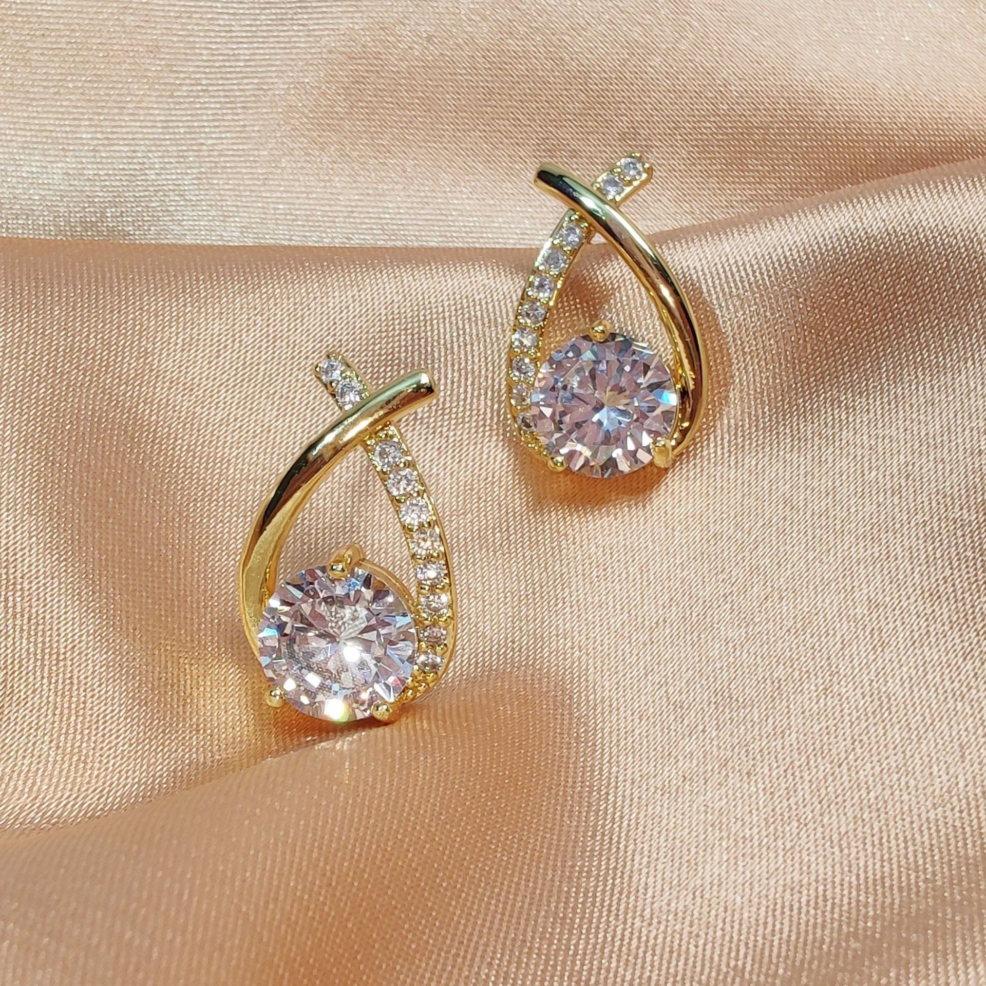 Boucles d'oreilles queue de sirène Plaqué or - Diamant Moissanite 1 Carat 💎