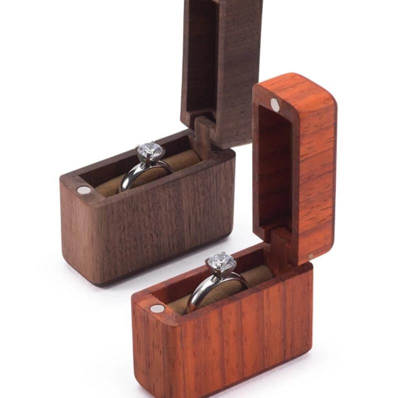 Écrin Bague <br /> En Bois Individuel