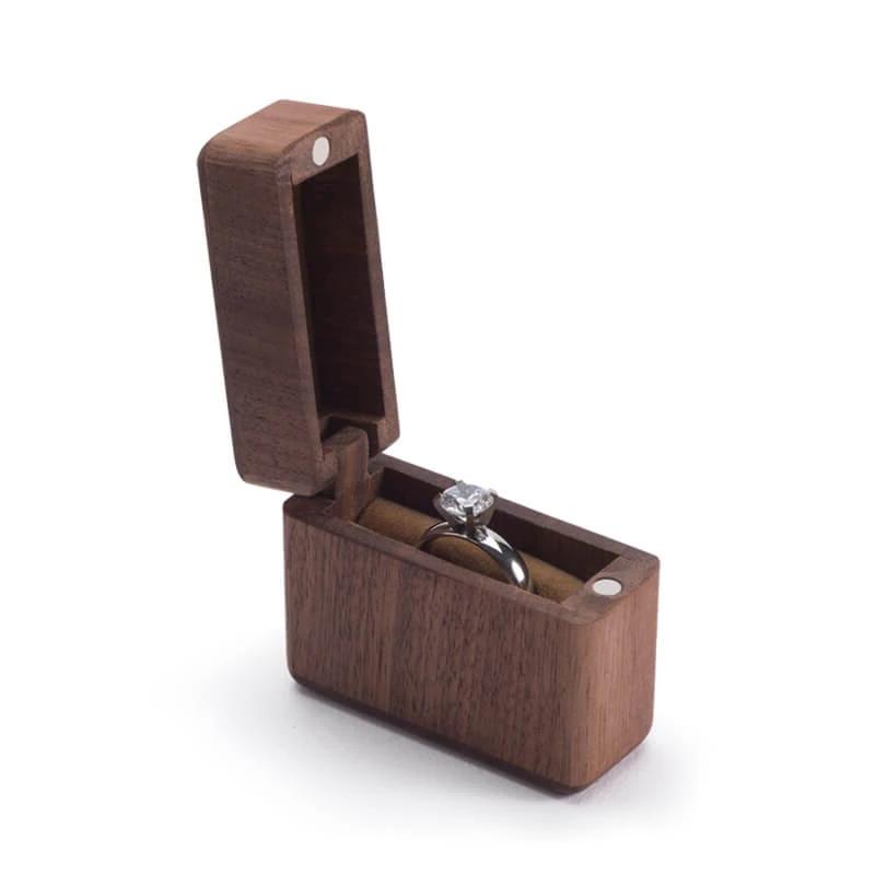 Écrin Bague <br /> En Bois Individuel