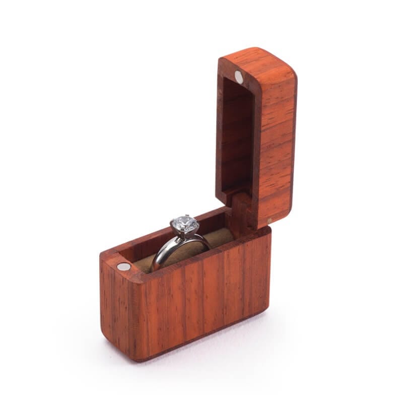 Écrin Bague <br /> En Bois Individuel