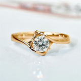 Bague Solitaire Lune de Miel PlaquĂ© Or- Diamant Moissanite 1 Caratđ