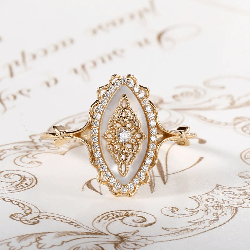 Bague Duchesse d’Albion Plaqué Or 18ct - Moissanite 0.5 Carat 💎