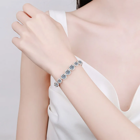Graceful Glint Bracelet in 925 Sterling Silver with Moissanite Diamonds 💎