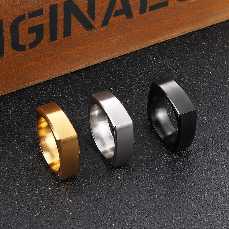 Bague Carrée Rocaille Massif, Plaquée Or 14K 🟨