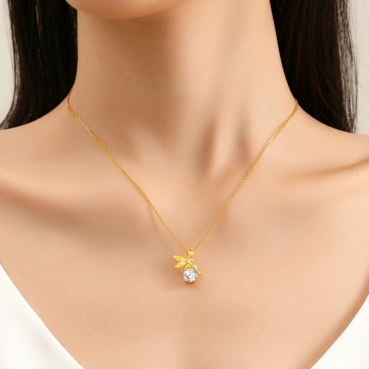 Collier Sylphide Doré 🦋 Plaqué or 18 carats - Diamant Moissanite 2 Carats💎Loriele™
