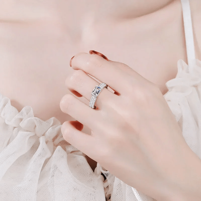 Bague  Émeraude Lueur de Flocon En Argent Sterling 925 - Diamant Moissanite 1 Carat 💎Loriele™