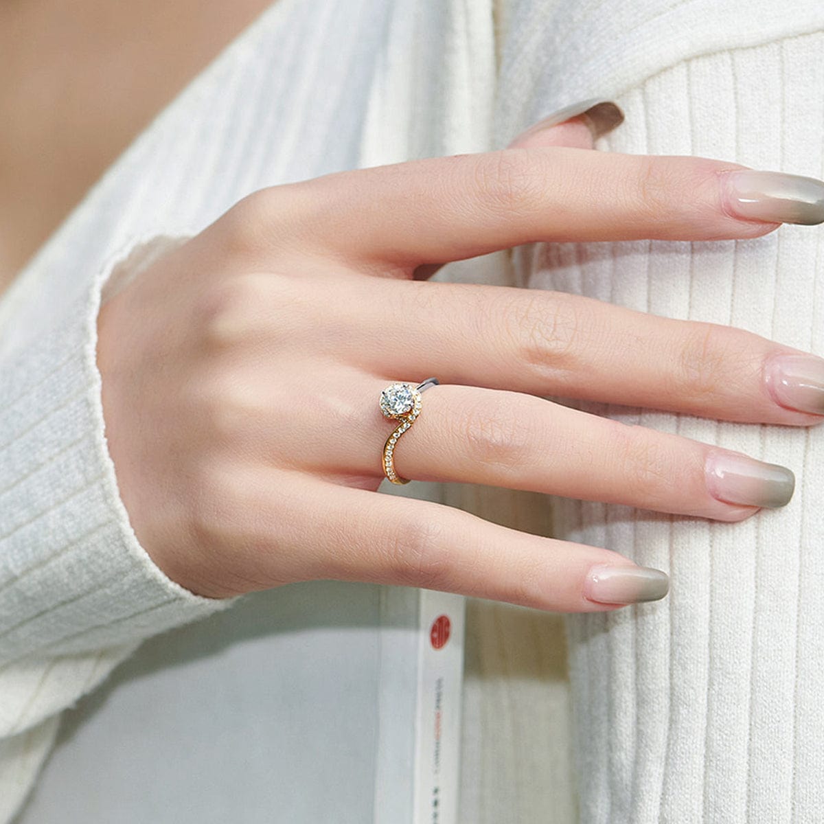 Bague Halo Symbiose Plaqué Or & Argent - Diamant Moissanite 1 Carat 💎