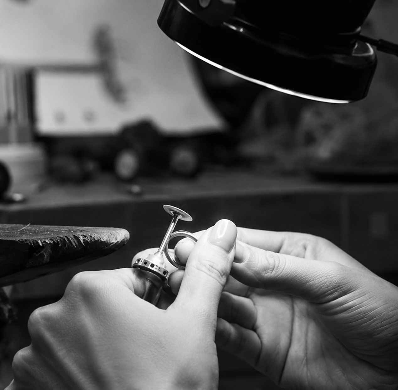 3. Fabrication par nos Artisans Joailliers