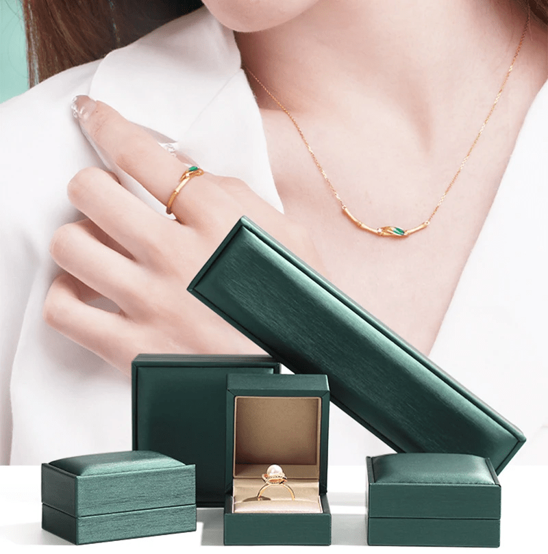 Écrin vintage en cuir satiné Vert - LORIELE™