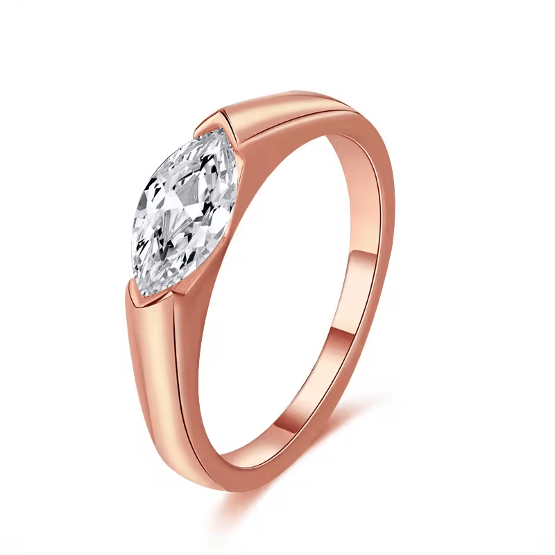 Bague Éclat Marquise Plaqué Or 18 Carats- Diamant Moissanite Rouge 1 Carat 💎