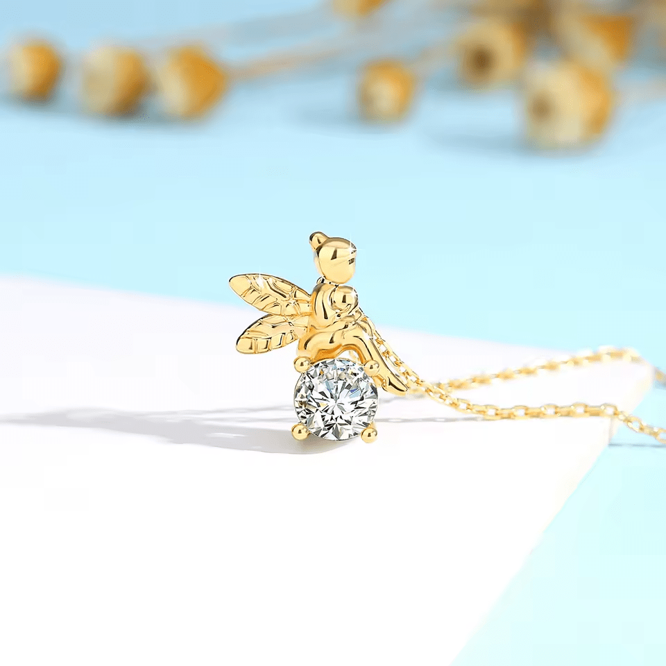 Collier Sylphide Doré 🦋 Plaqué or 18 carats - Diamant Moissanite 2 Carats💎Loriele™