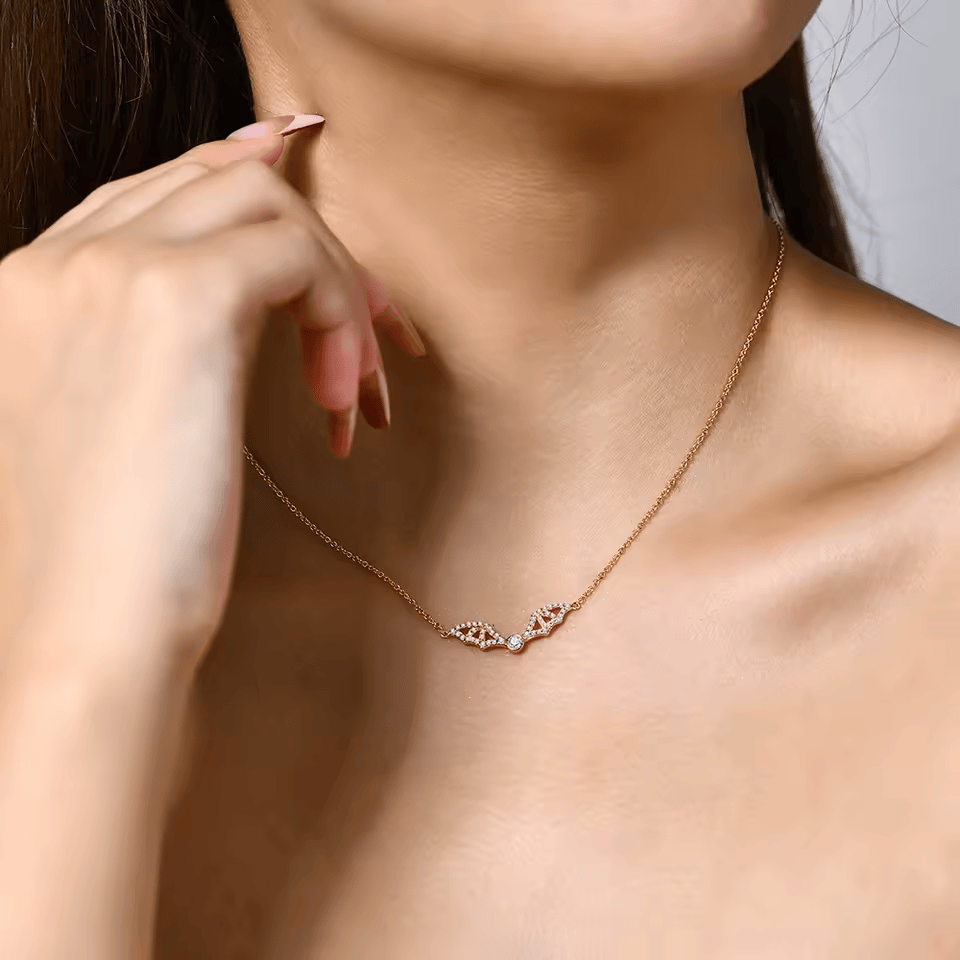 Collier Wyvern Dorée - Diamant Moissanite 💎