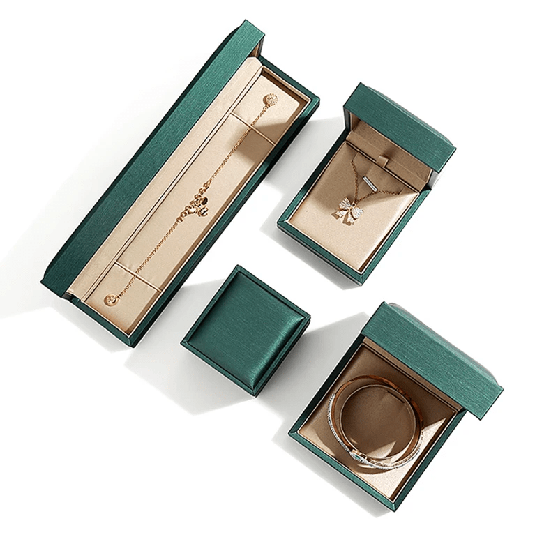 Écrin vintage en cuir satiné Vert - LORIELE™