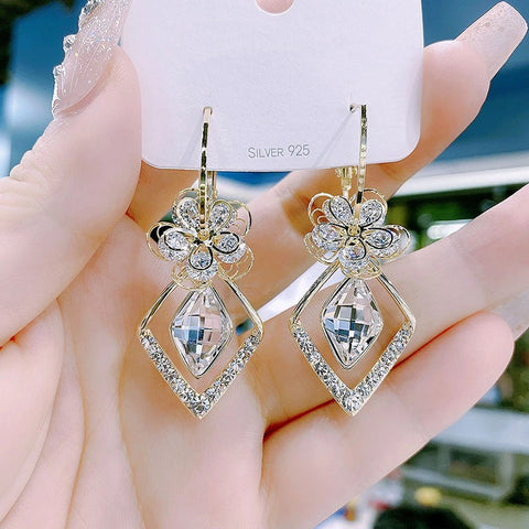 Boucles d'oreilles Fleur de Crystal en Losange en Or 18K - Loriele™