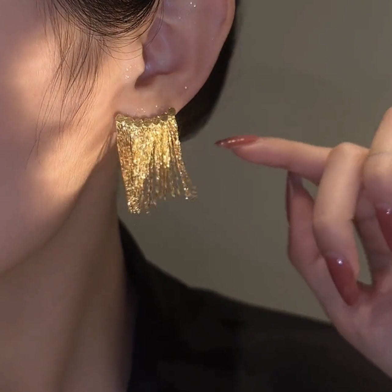 Boucles d'oreilles de luxe cascade et pompon - Plaqué Or 18 Carats✨