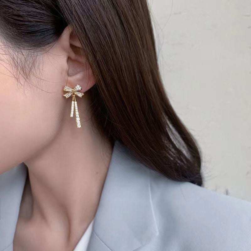 Boucles d'oreilles à pompons avec nœud français Or 18 Carats 🎀