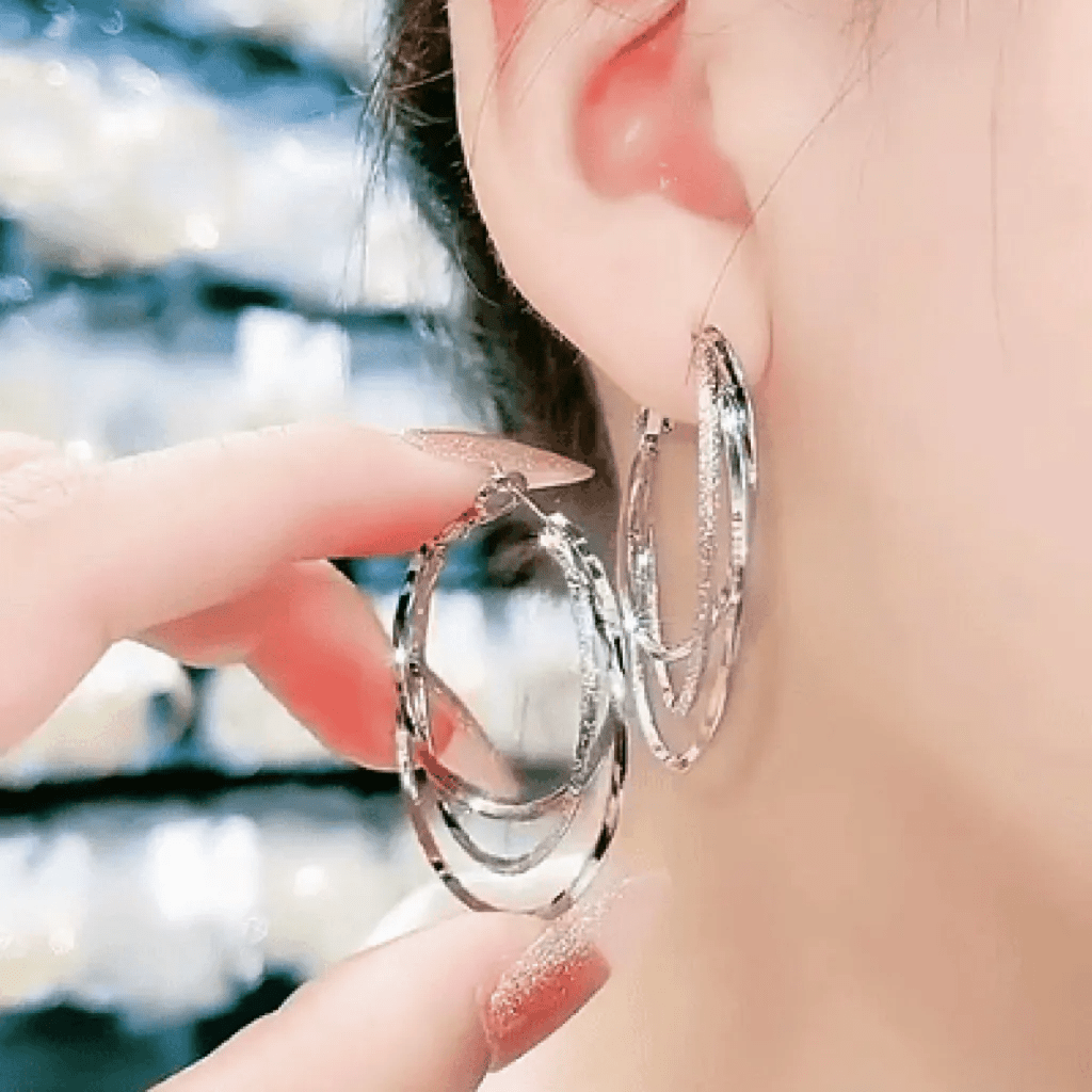 Boucles d'oreilles créoles fine Entrelacée - Plaqué Or 18 Carats Loriele™