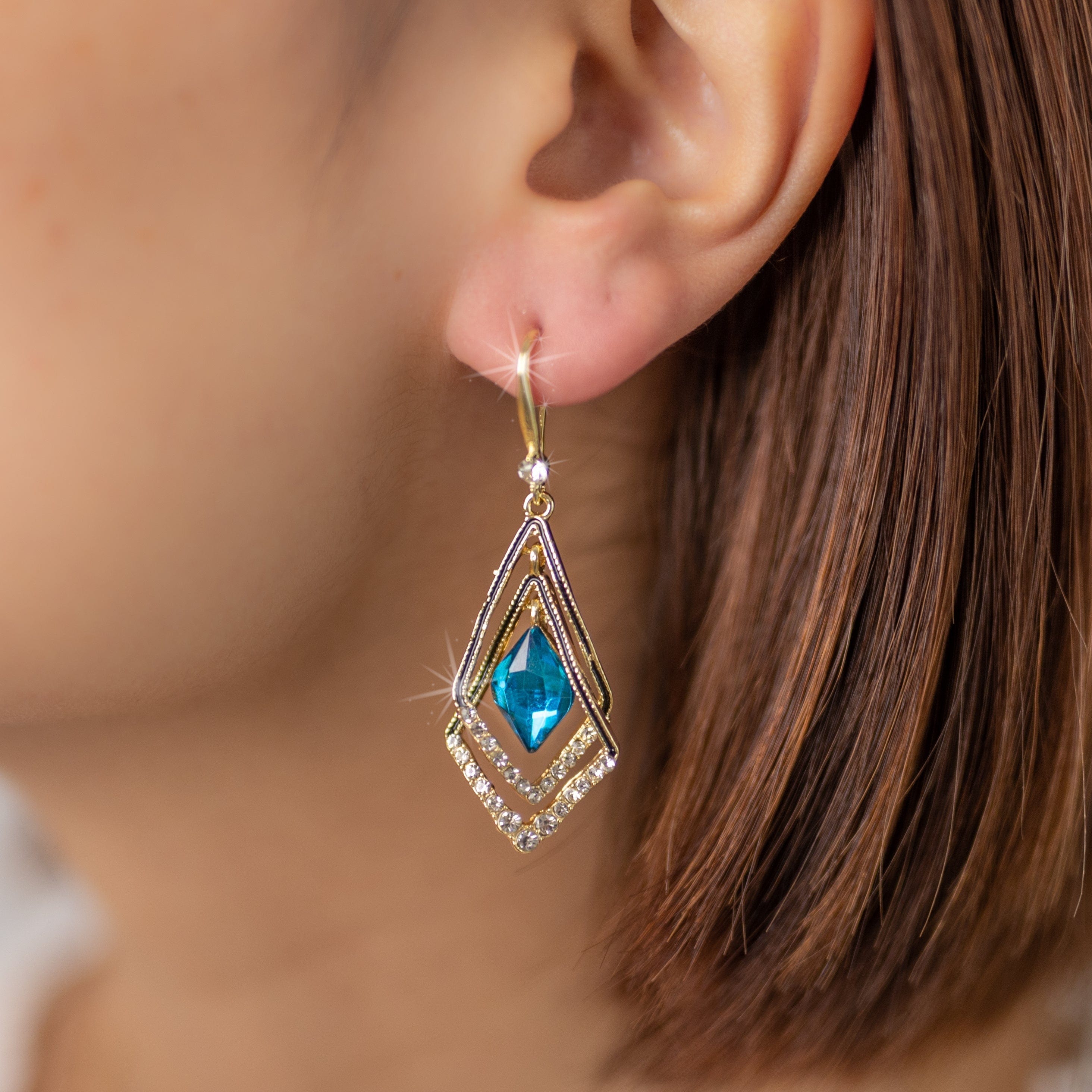 Boucles d'oreilles saphir en losange💃 la tendance du moment✨
